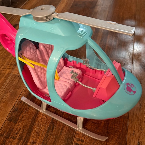 Barbie Helicopter - Picture 1 of 1